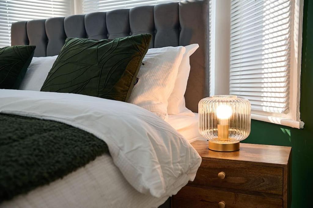 Fabulous 3 Bed Nw London Apartment With Private Garden Eksteriør bilde